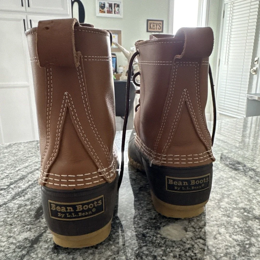 LL Bean Women's Bean Boots Size 7M Great Shape Hardly Used